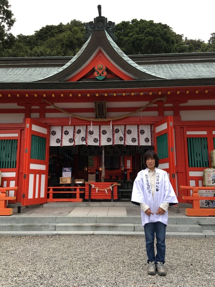 「新宮発祥の地」とも言われる阿須賀神社様。
由緒正しい神社の佇まいと、法被の装い共に素敵です！
